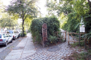 Aufgang an der Möckern/Wartenburgstraße 2006